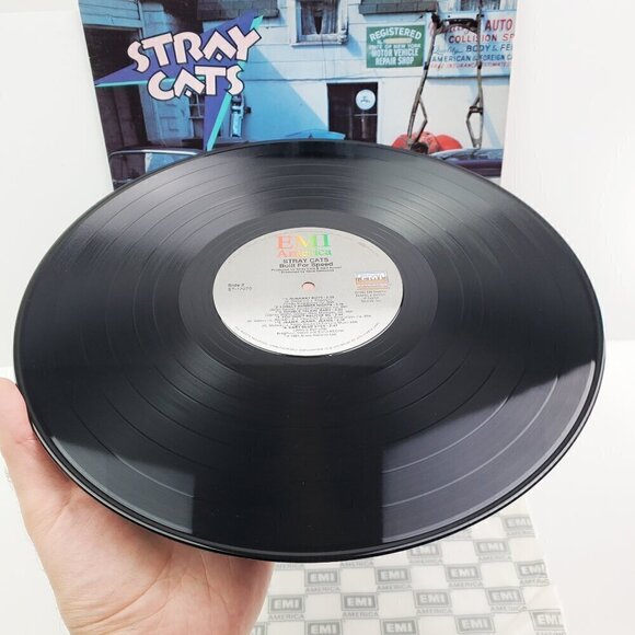 Stray Cats Built for Speed Vinyl Record 1982 Stereo ST-17070 EMI Rockabilly - Picture 4 of 13